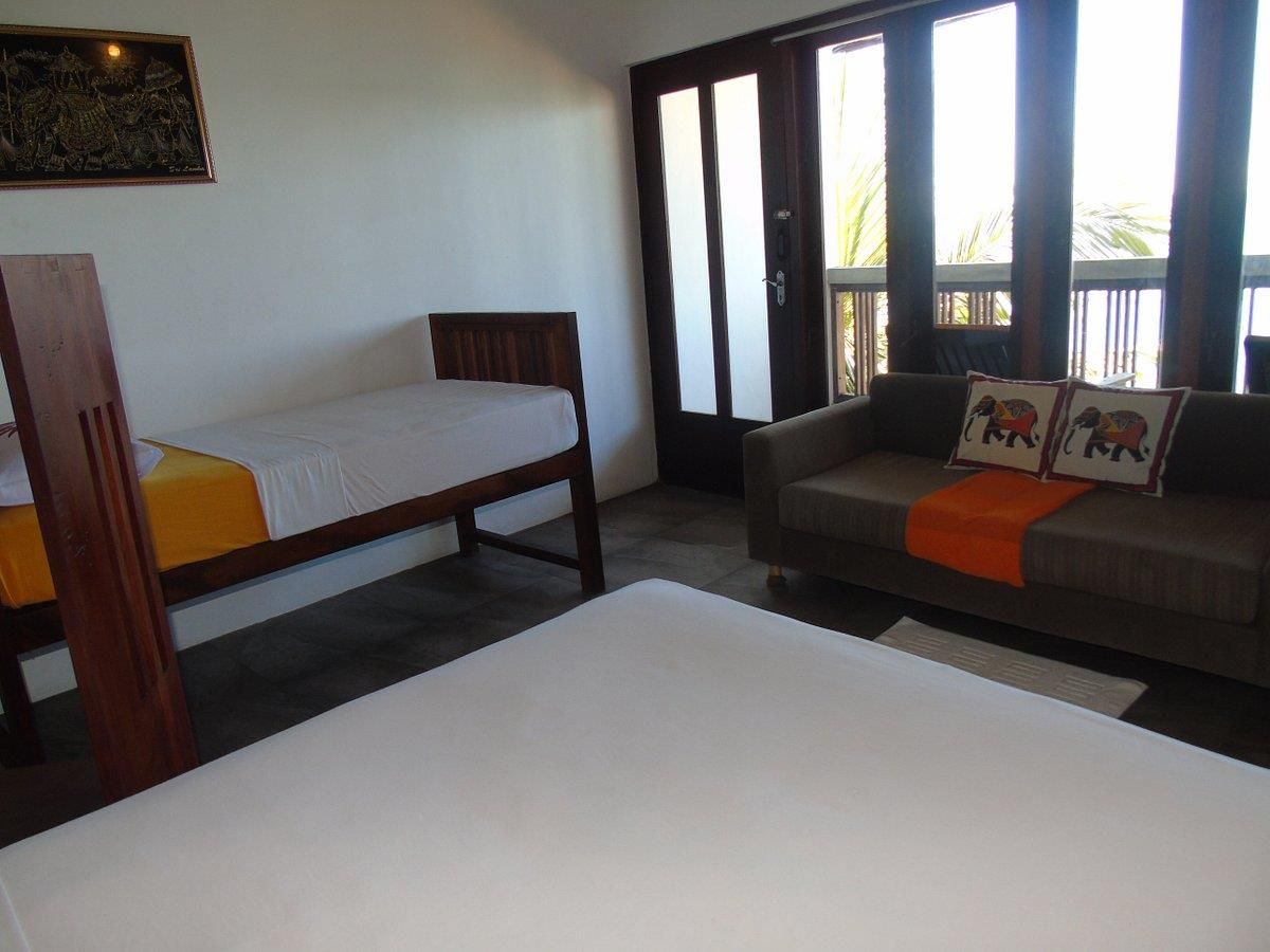 BANANA BEACH HOTEL - 8