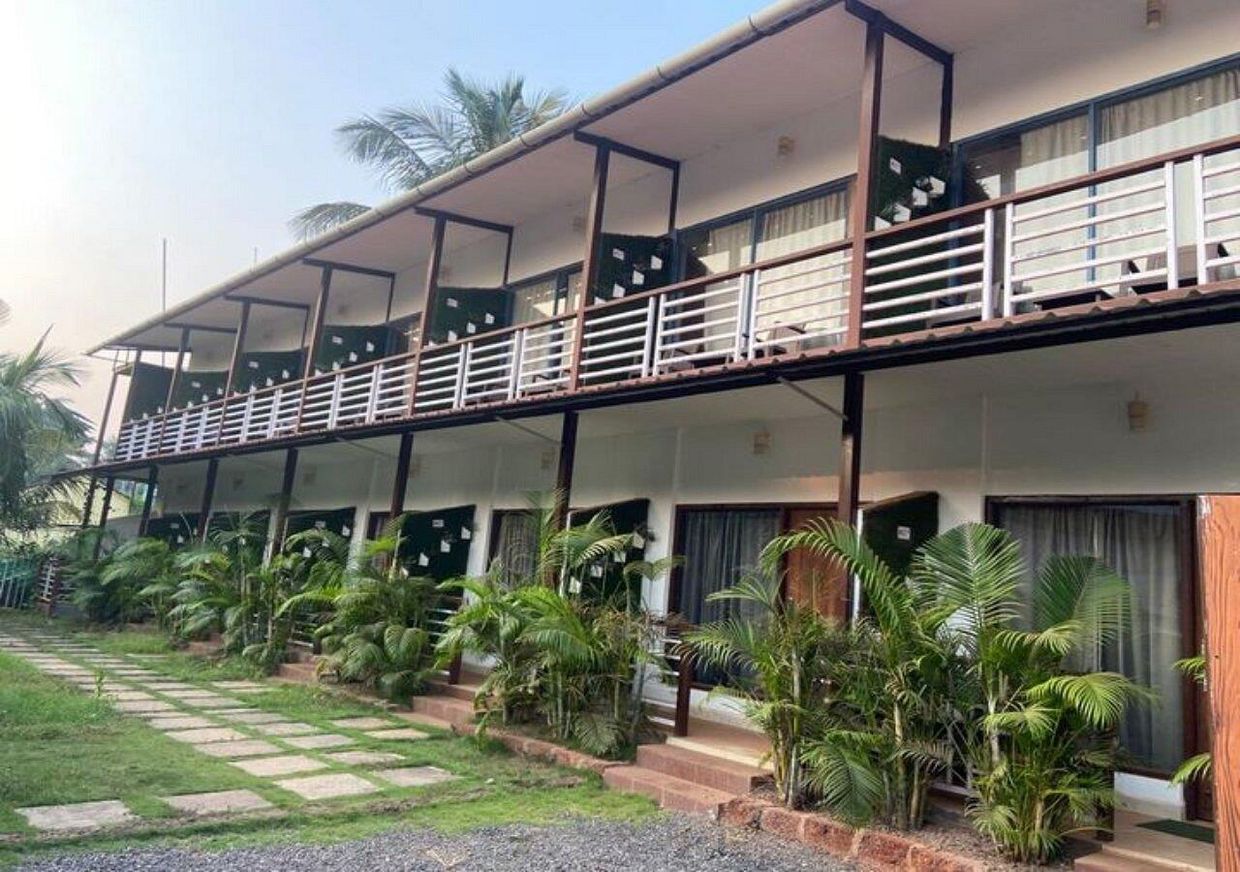 YOGI TREE BEACH RESORT & CAFE (ex. ARTISAN RESORT AND CAFE GOA) - 17