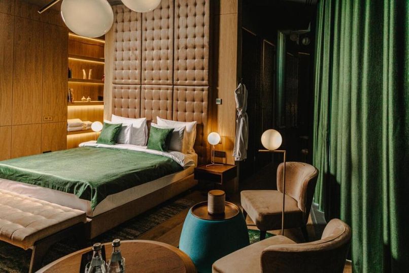 THE VEIL HOTEL - 4