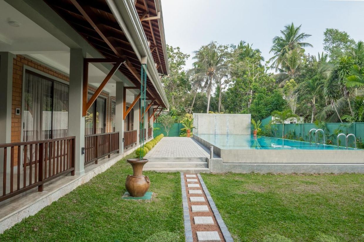 ANURAS ELEPHANT - 11