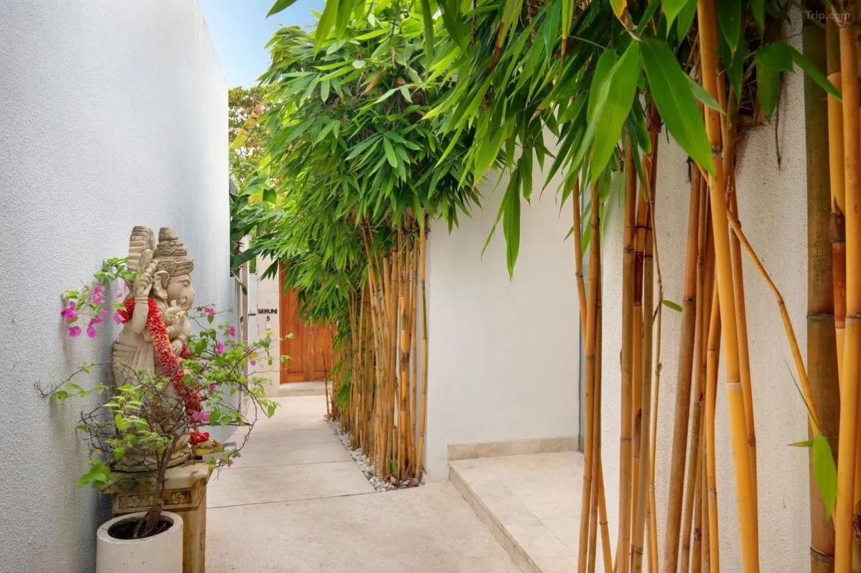 THE JIMBARAN VILLA - 2