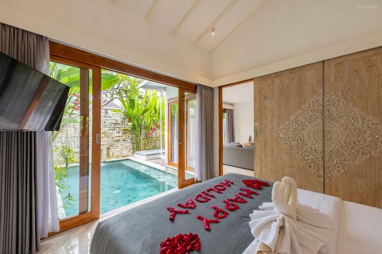 THE JIMBARAN VILLA - 4