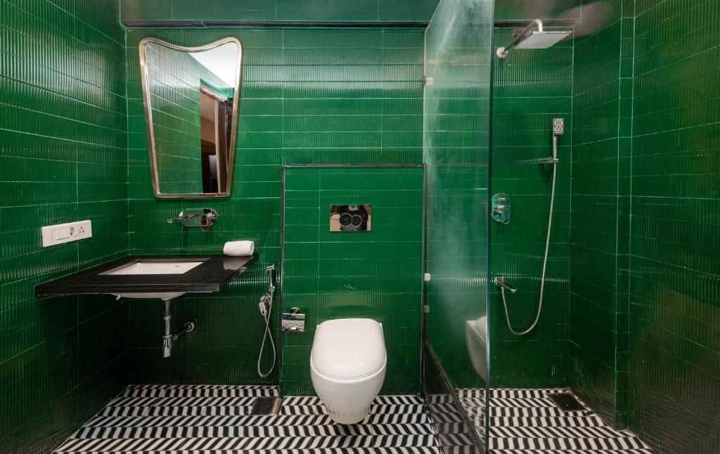 CRESCENT RESORT (ex. OXYGEN RESORT) - 12