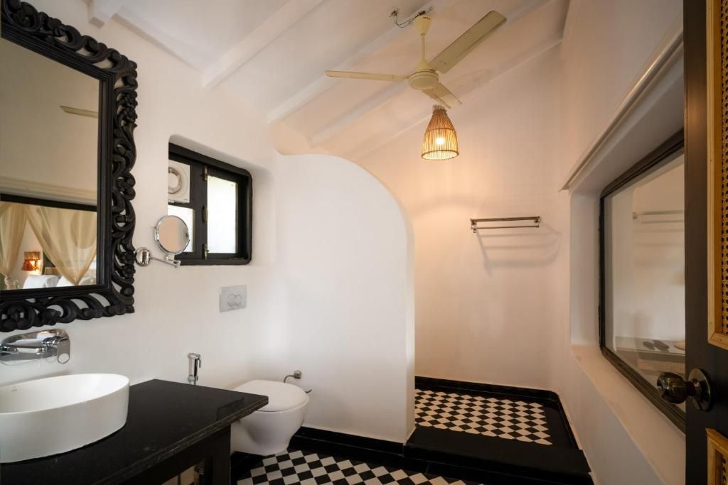 CRESCENT RESORT (ex. OXYGEN RESORT) - 14