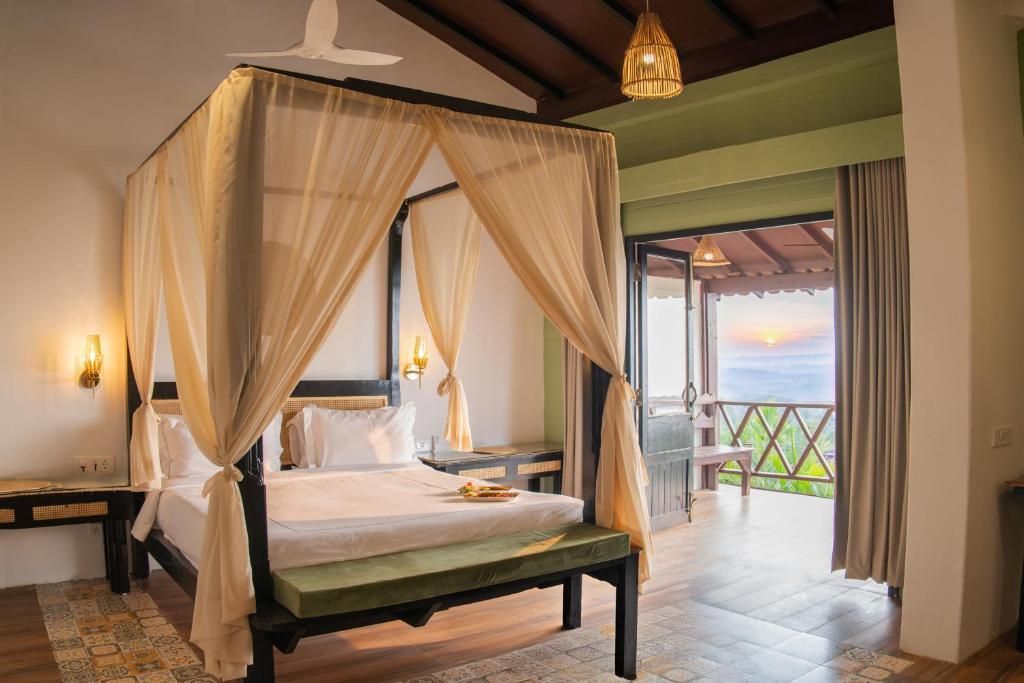 CRESCENT RESORT (ex. OXYGEN RESORT) - 27