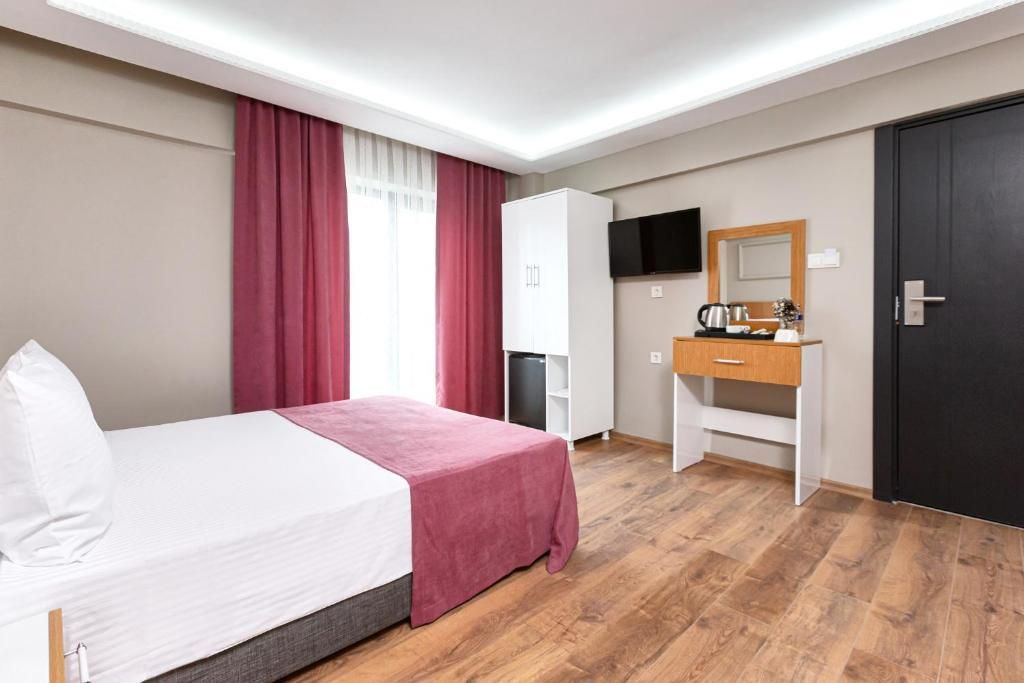 Ria Suites Hotel - 4