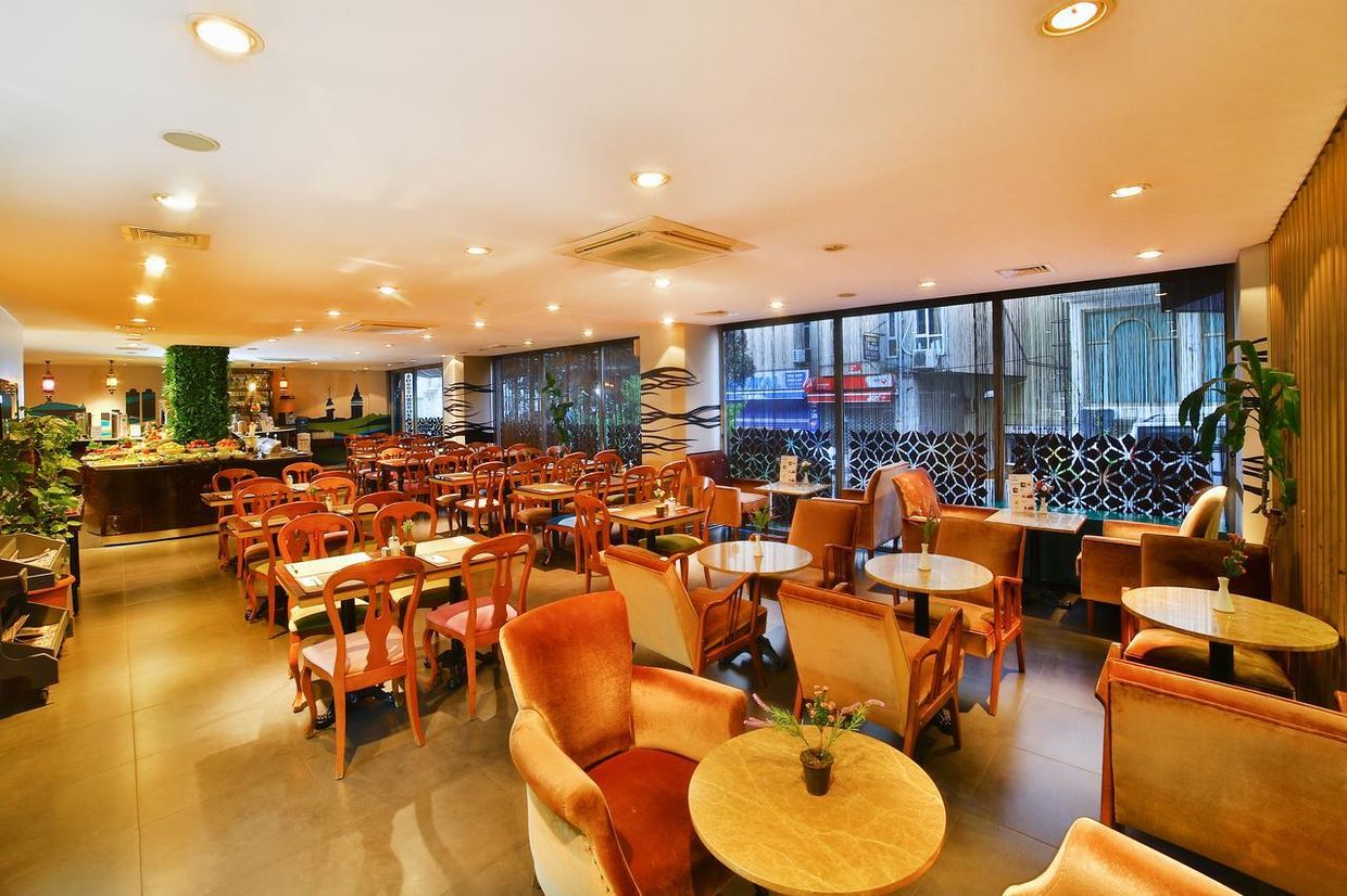 All Seasons Hotel - 16