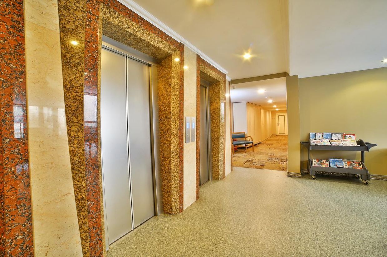 All Seasons Hotel - 23