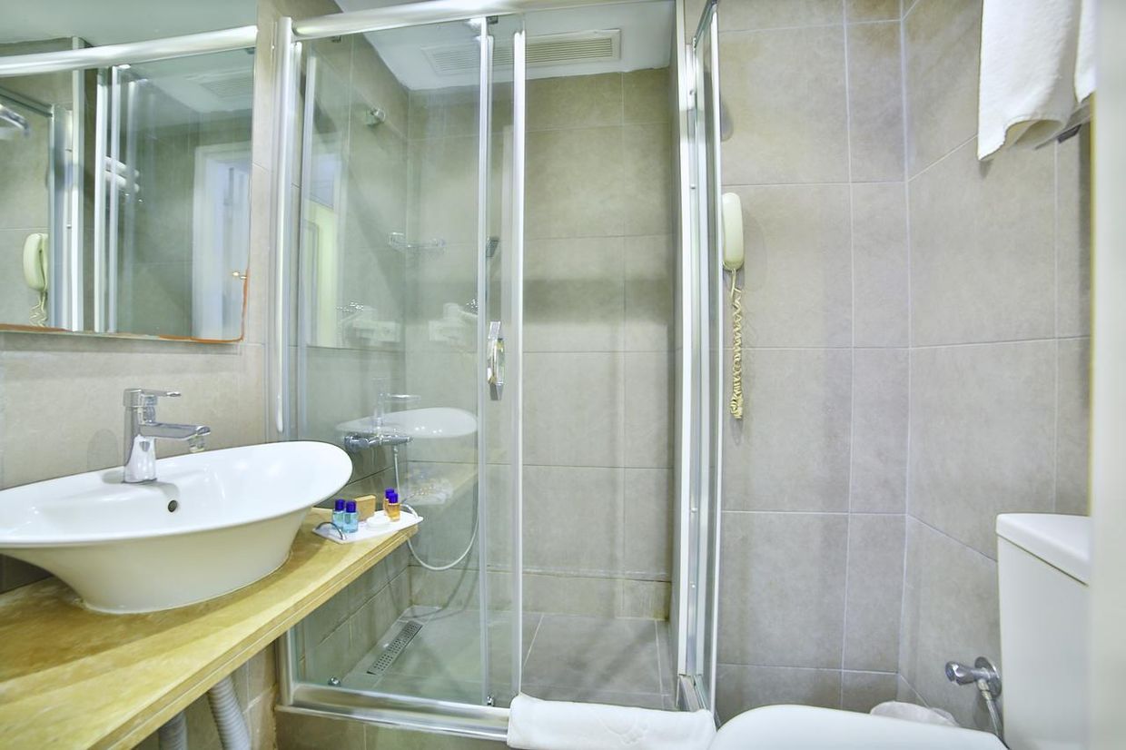 All Seasons Hotel - 27