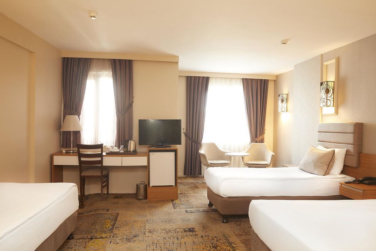 All Seasons Hotel - 30