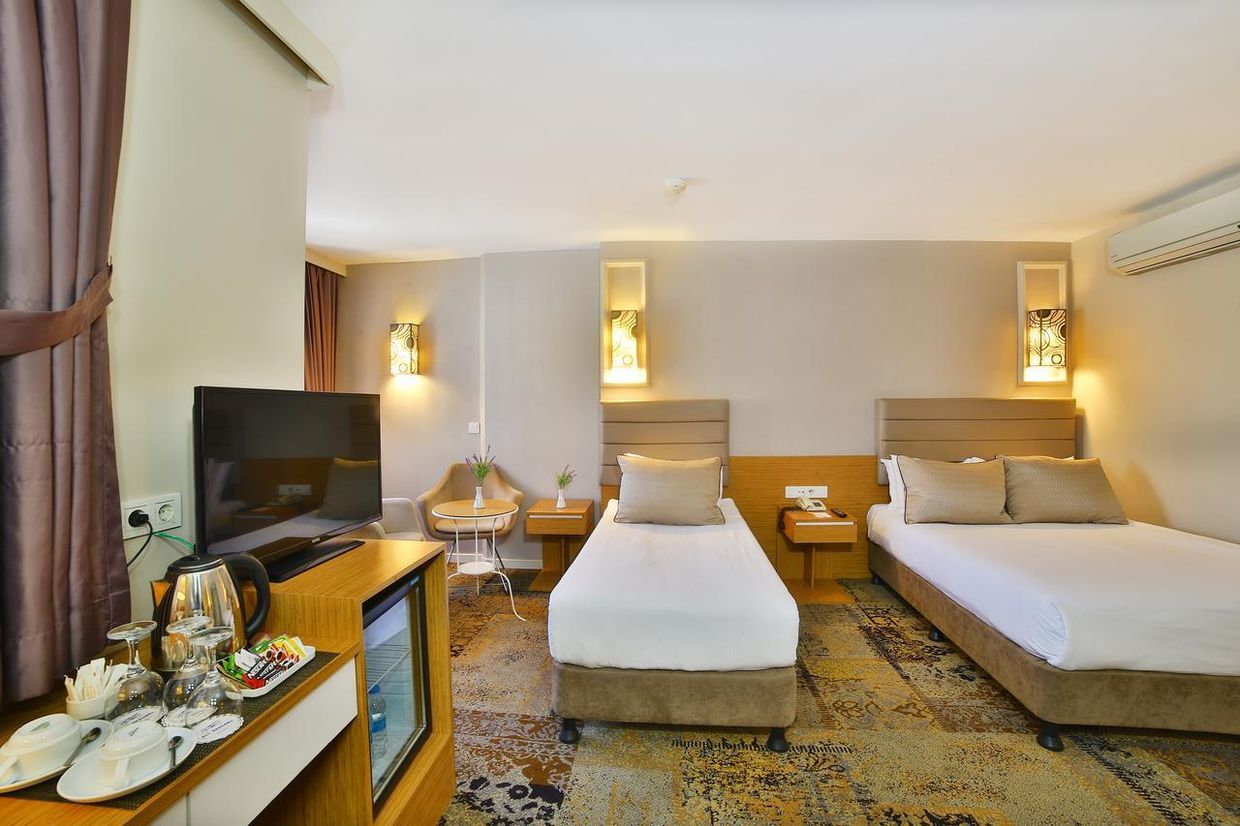 All Seasons Hotel - 31