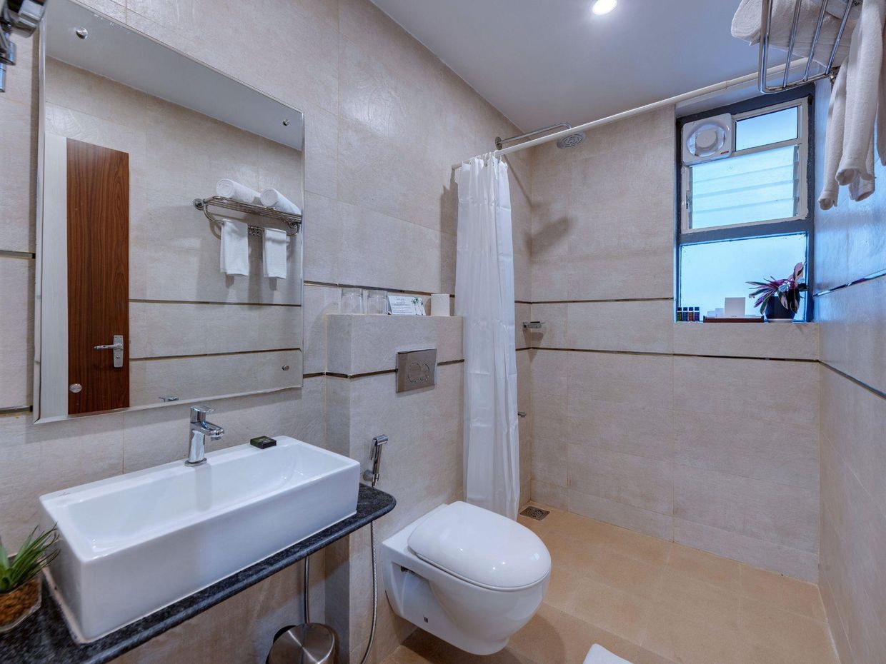 AM HOTEL KOLLECTION :DE GARLAND - 16