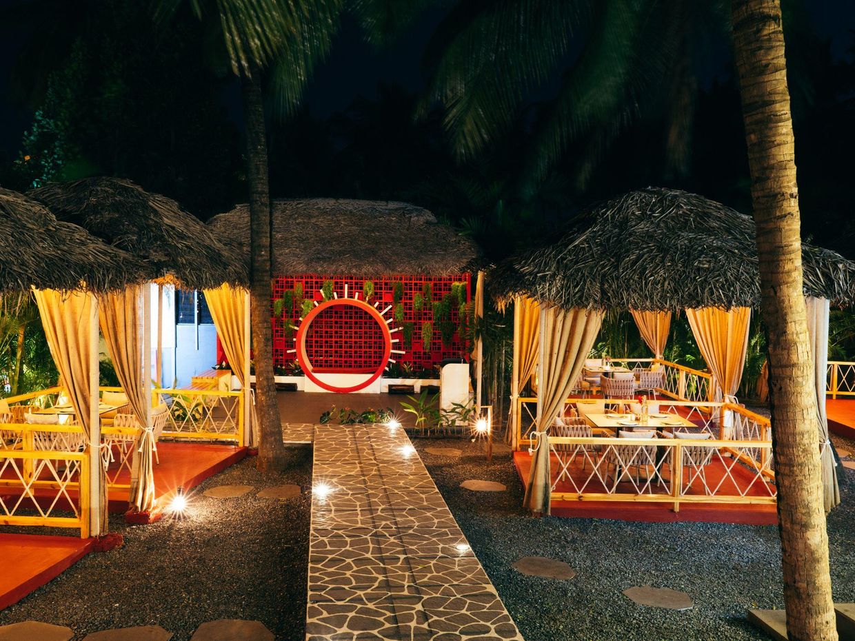 AM HOTEL KOLLECTION :DE GARLAND - 26