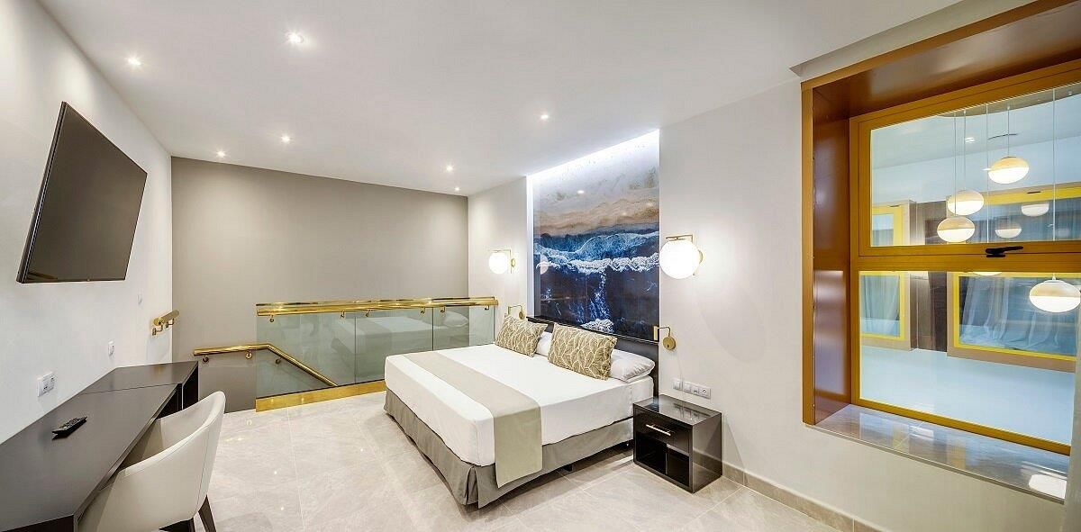 INNSIDE HABANA CATEDRAL - 11