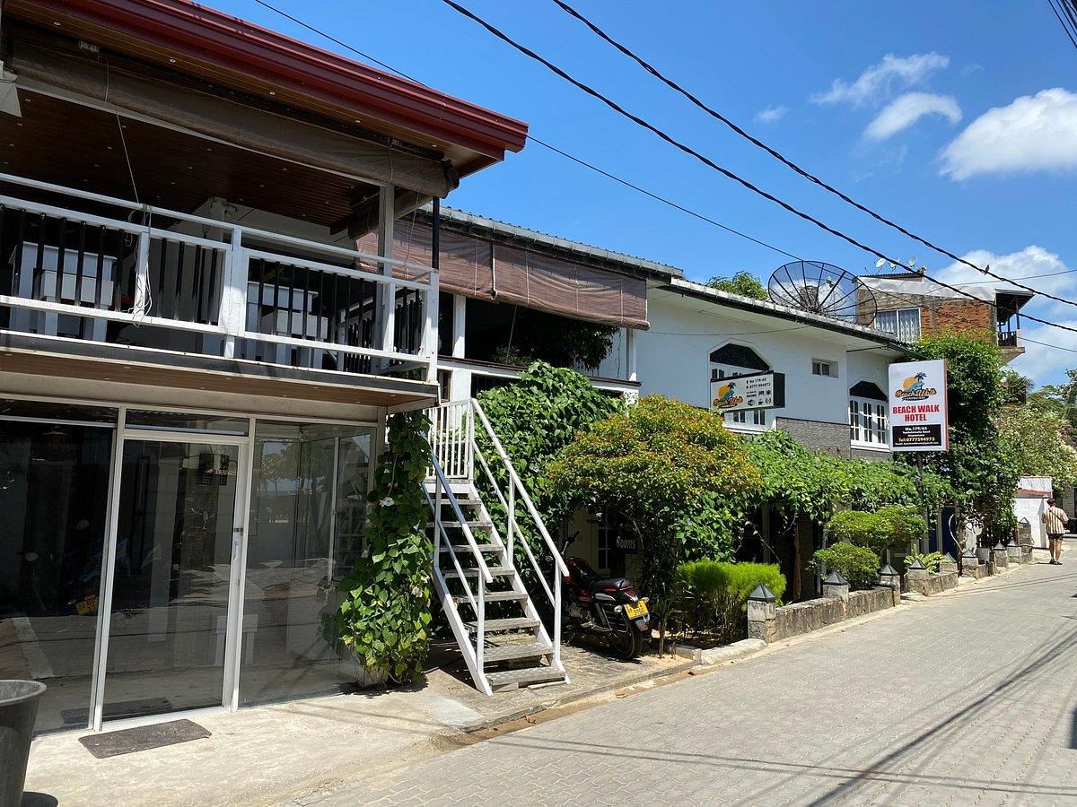 BEACH WALK HOTEL - 1