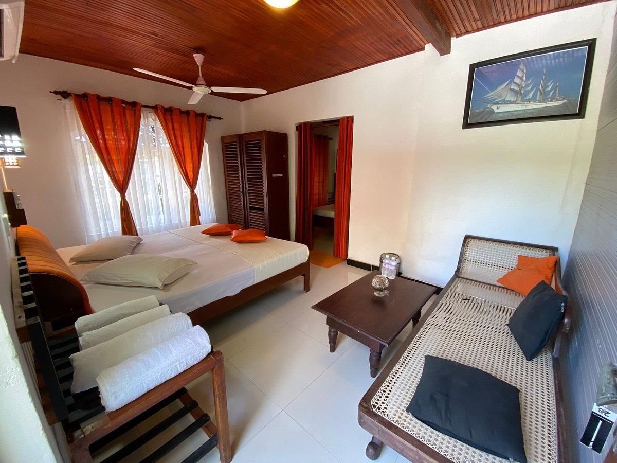 BEACH WALK HOTEL - 12