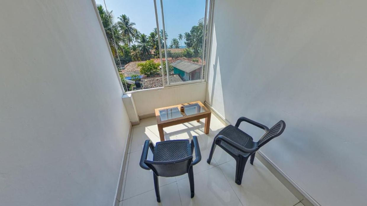 SKY GARDEN HOTEL - 23