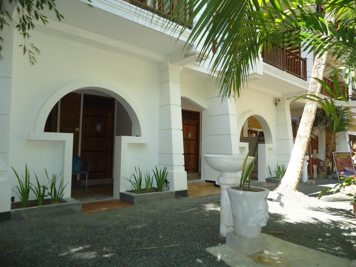 SKY GARDEN HOTEL - 28