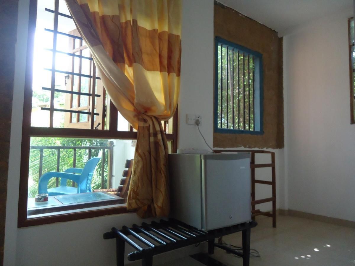 SKY GARDEN HOTEL - 10