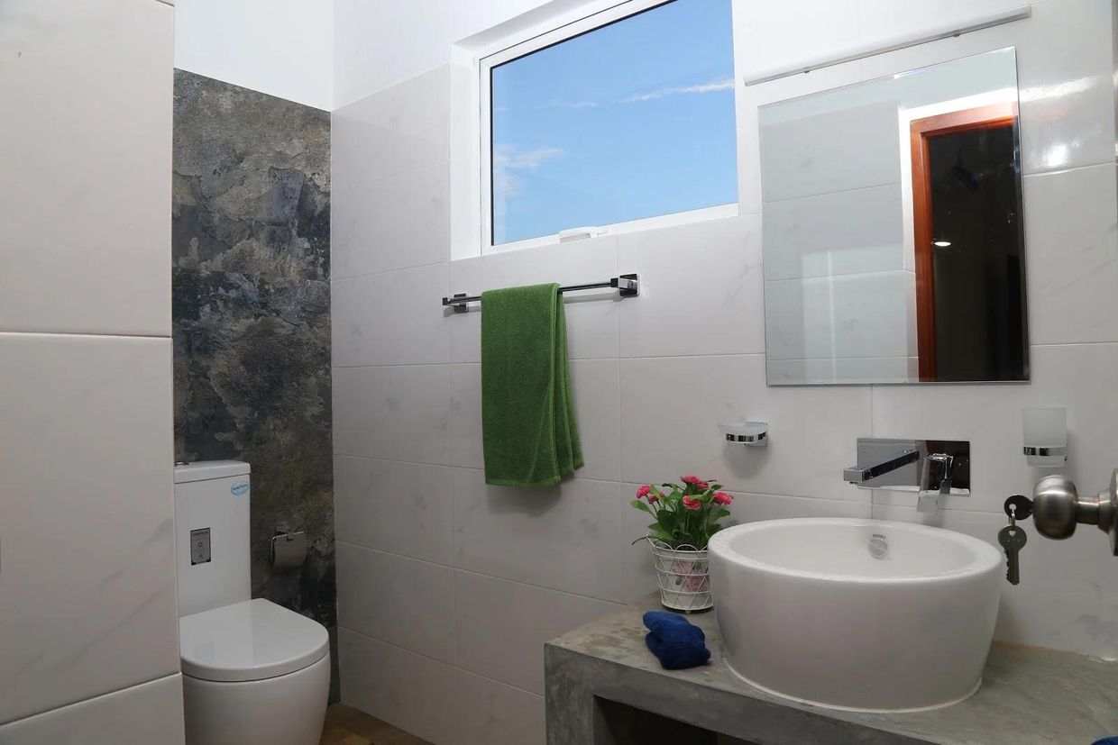 HIKKA REGENT HOTEL - 11