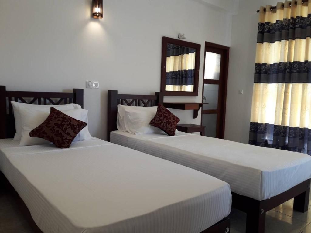 HIKKA REGENT HOTEL - 12