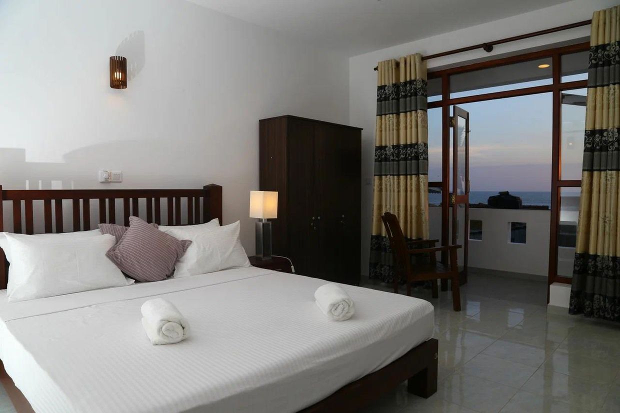 HIKKA REGENT HOTEL - 7