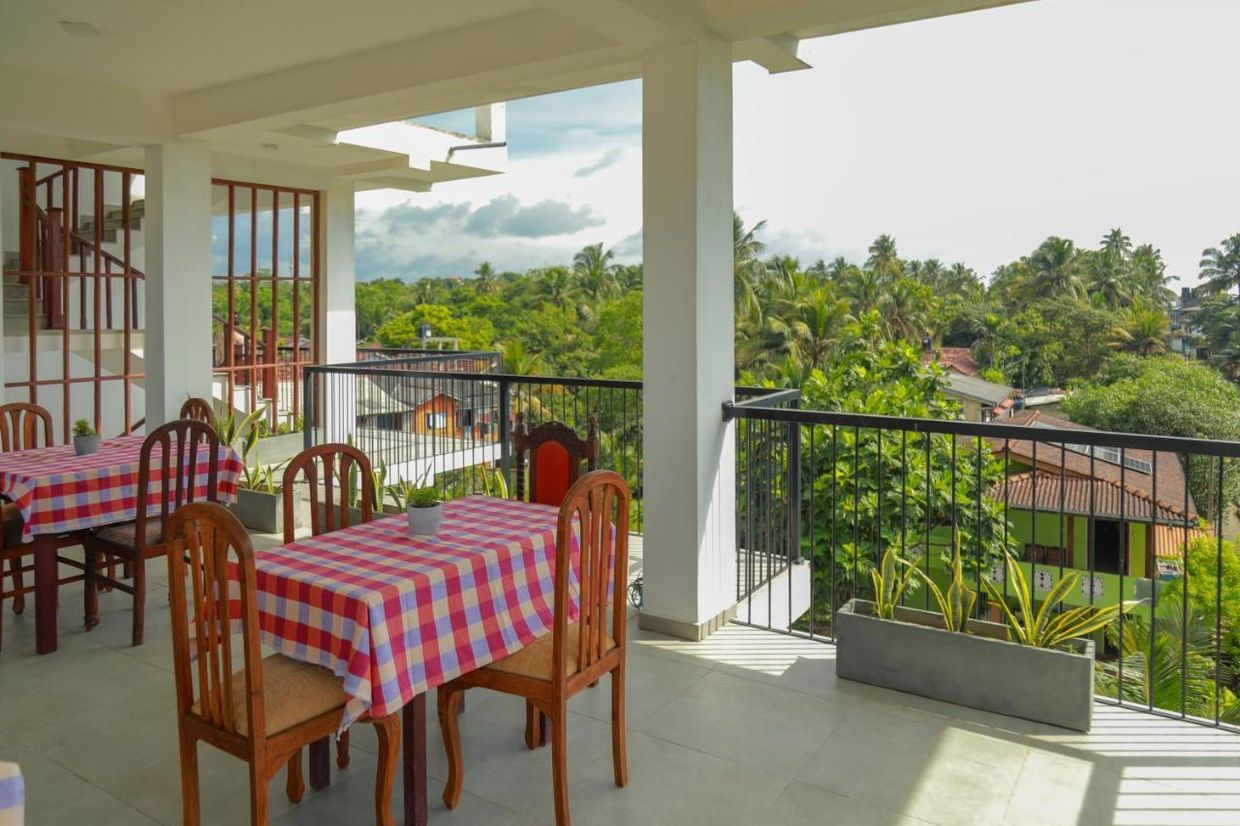 TRAVELLERS HOTEL HIKKADUWA - 11