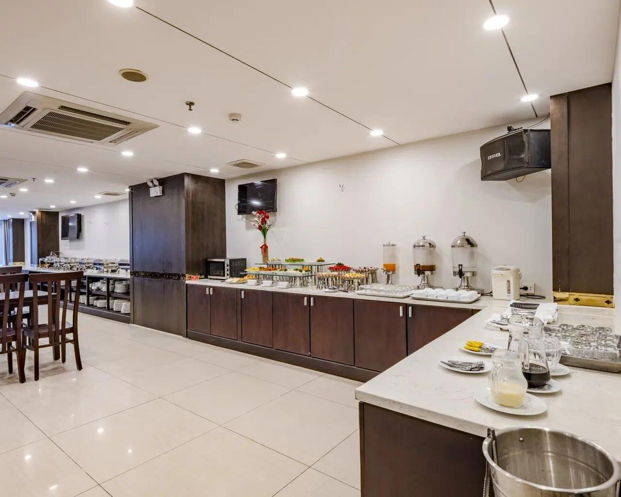 NAVY HOTEL NHA TRANG - 9