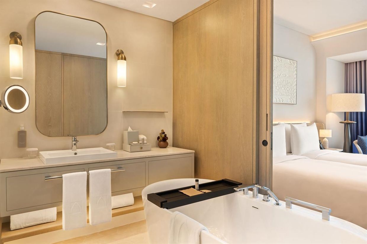 PALACE DUBAI CREEK HARBOUR - 9