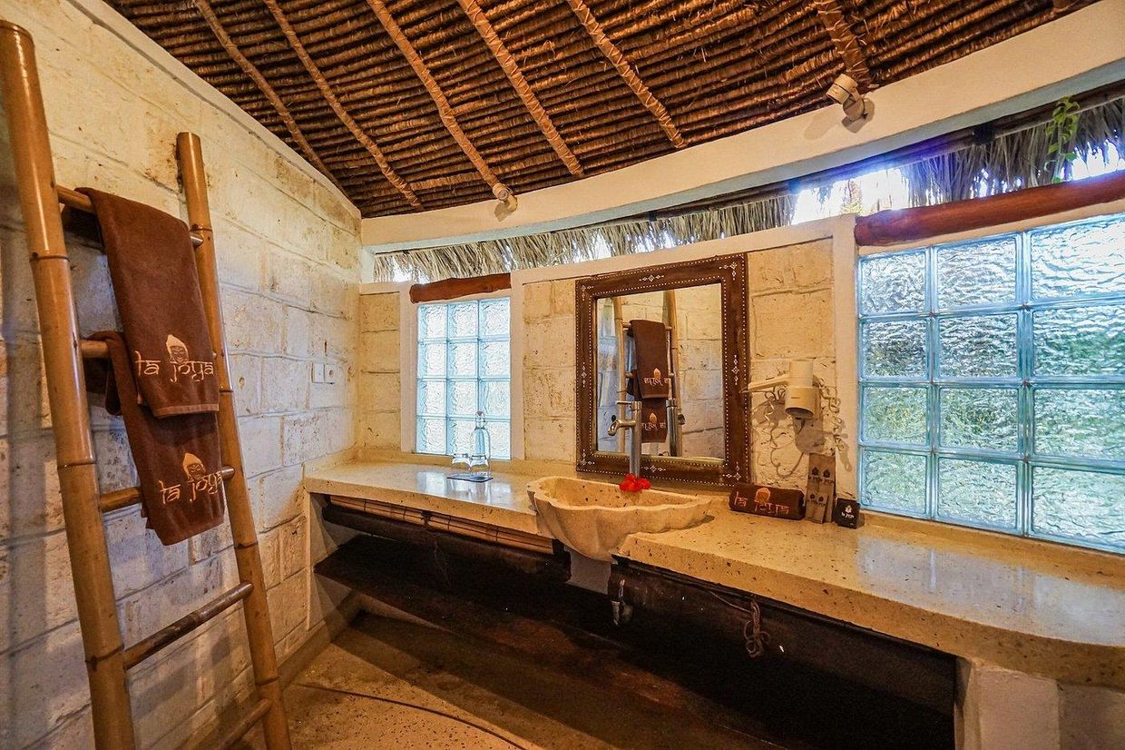 LA JOYA BALANGAN BEACH RESORT - 30