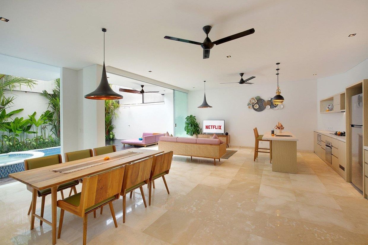 EIGHT PALMS VILLA SEMINYAK - 33