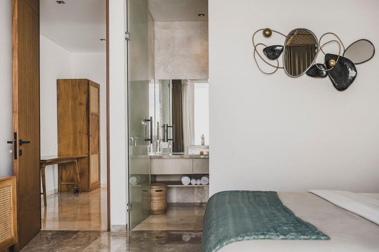 EIGHT PALMS VILLA SEMINYAK - 7