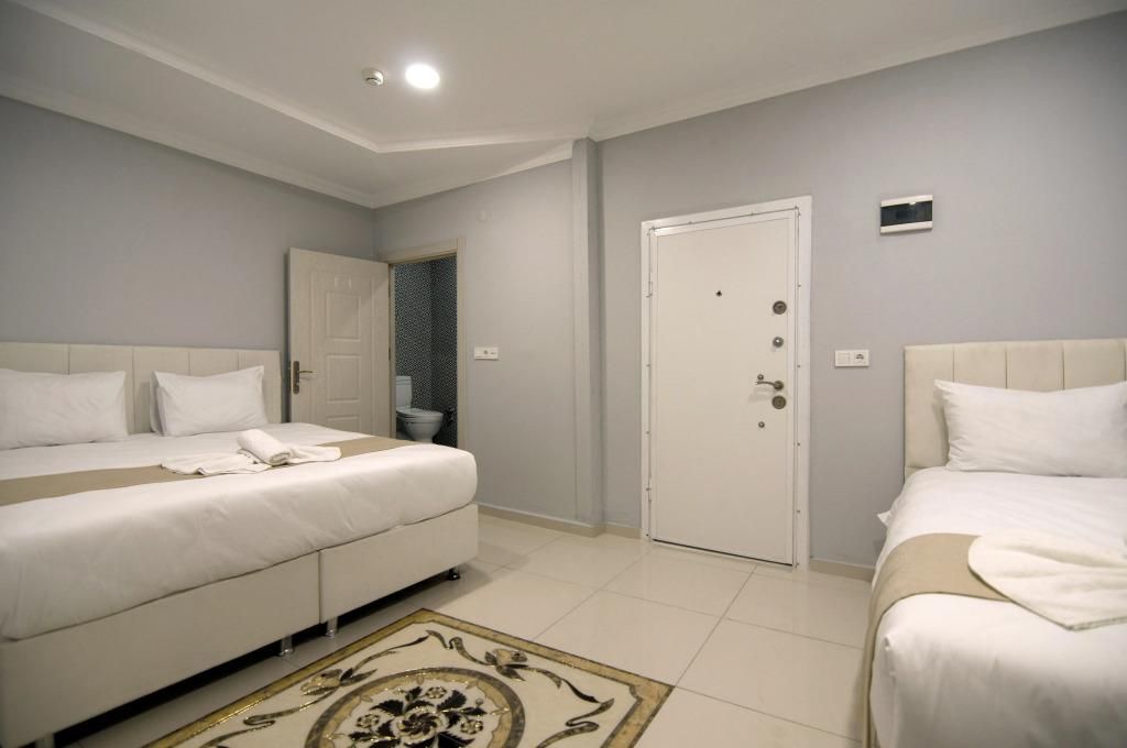 Istanbul Palace Hotel - 10