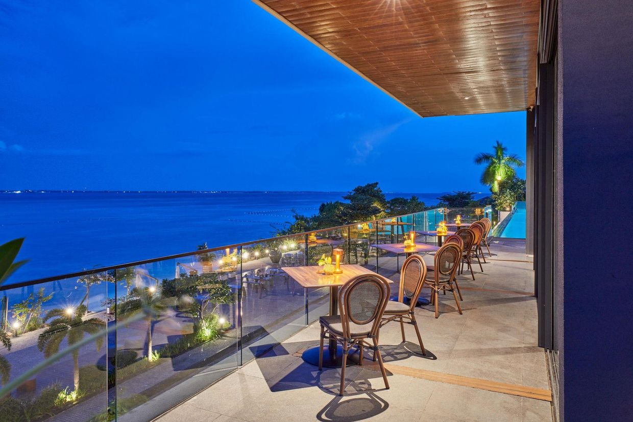 THE REEF ISLAND RESORT MACTAN - 13