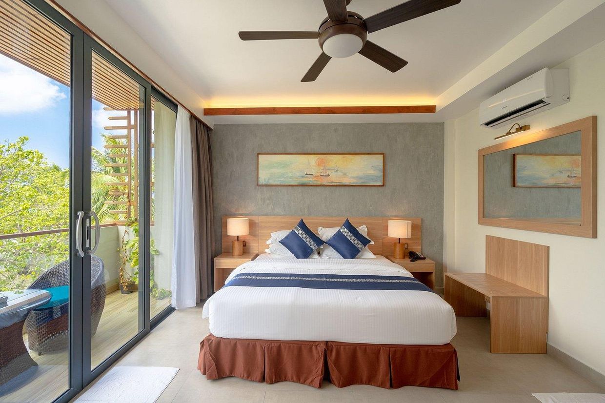 AYALA OCEAN VIEW - 12