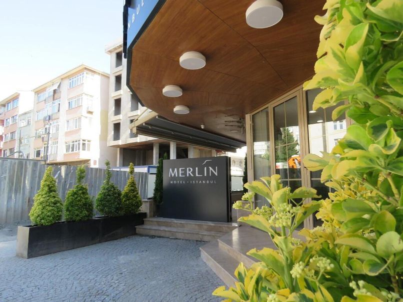 Merlin Hotel - 1