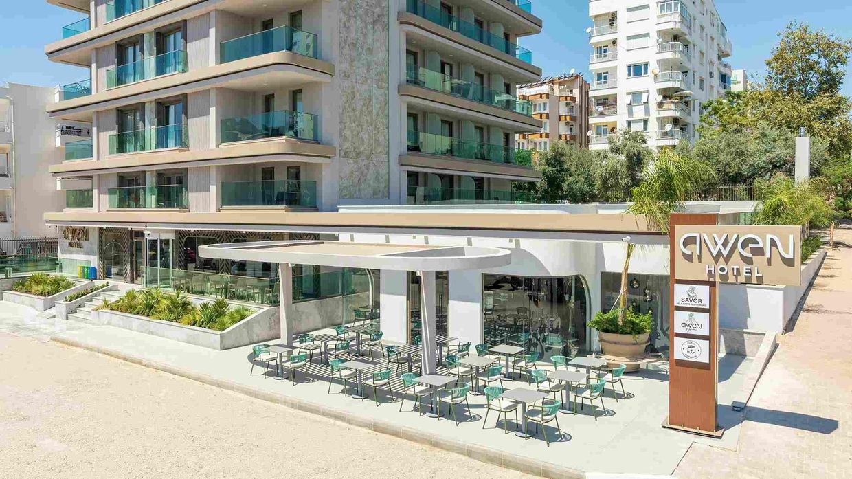 Awen Hotel - 1
