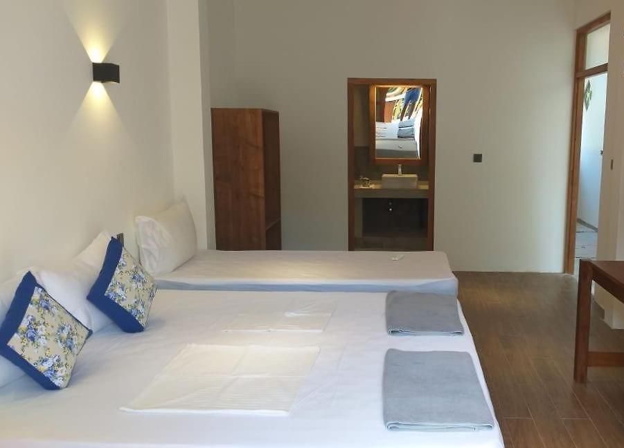 RAWANAZ VILLA UNAWATUNA - 14