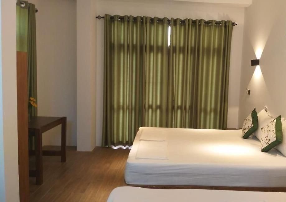 RAWANAZ VILLA UNAWATUNA - 9