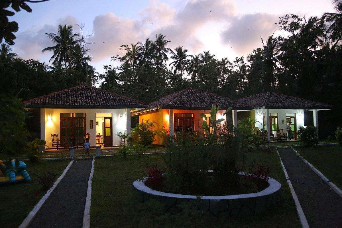 JASMINE CABANAS AT UNAWATUNA - 2