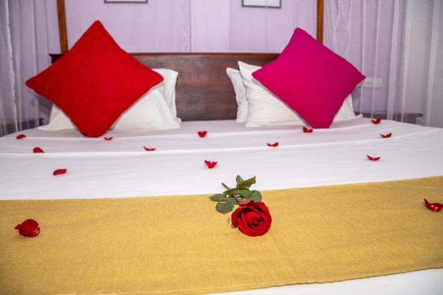 JASMINE CABANAS AT UNAWATUNA - 10