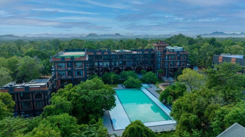 COVANRO SIGIRIYA - 3