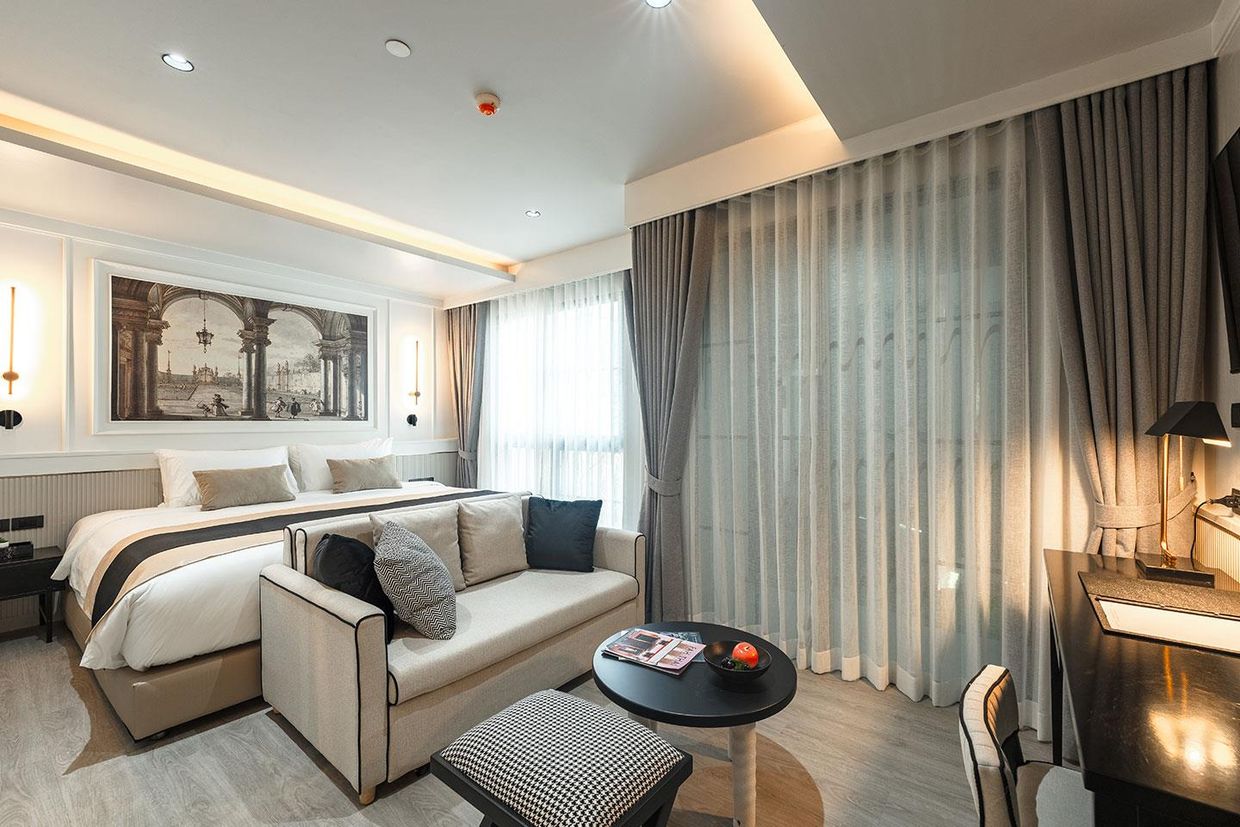 CHATEAU DU VILLAGE - 15