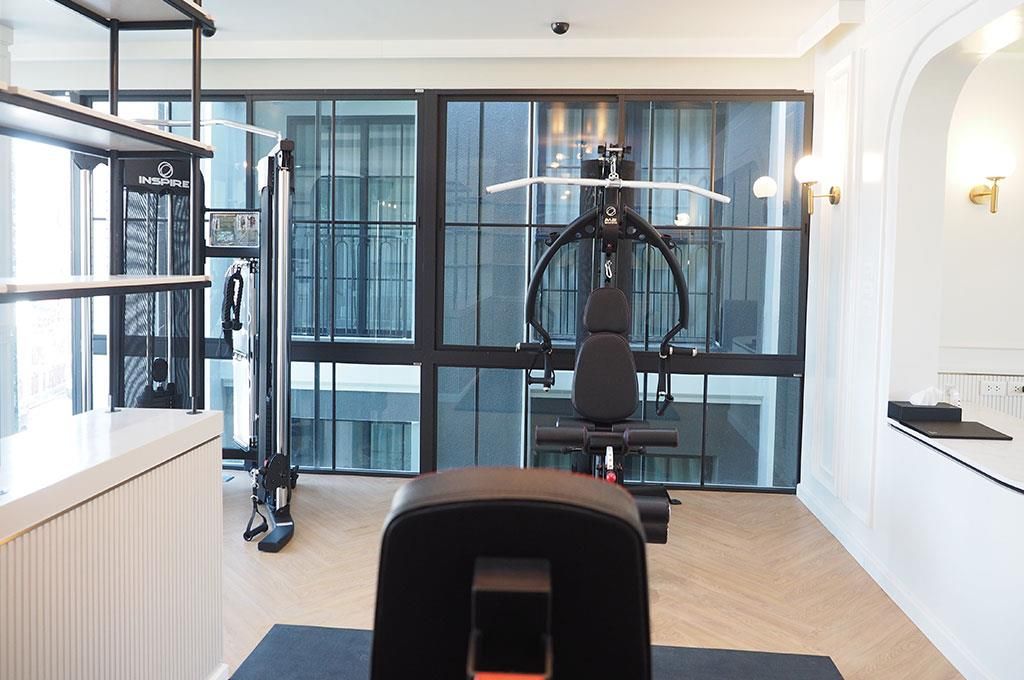 CHATEAU DU VILLAGE - 27