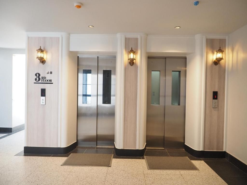 CHATEAU DU VILLAGE - 4