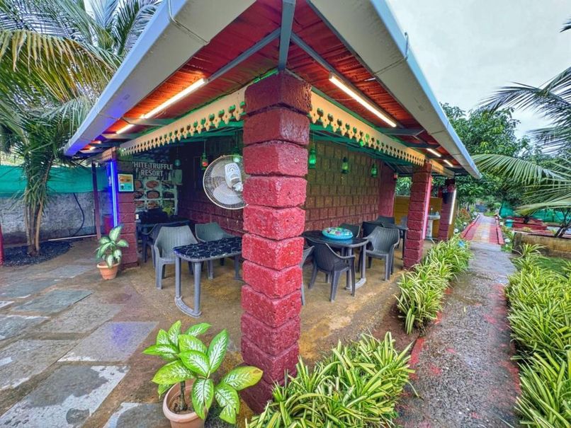 WHITE TRUFFLE RESORT - 3