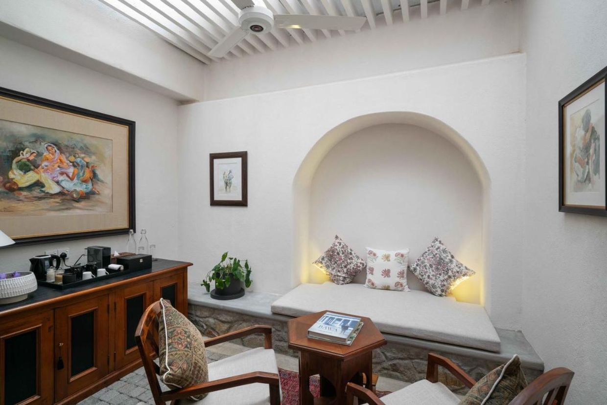 TARU VILLAS, KANDY - 26