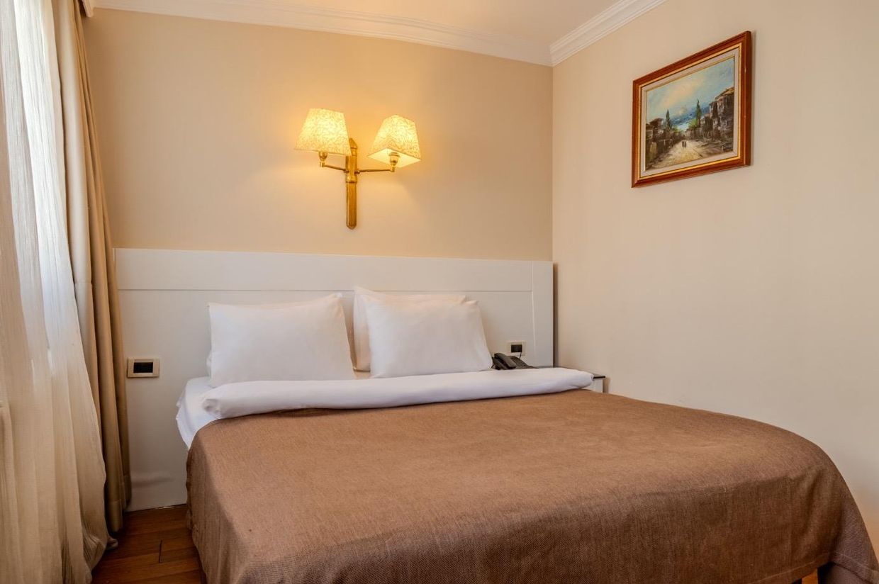 Peak Star Hotel - 14