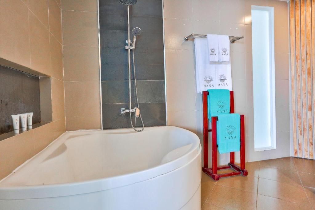 MANA BEACH RESORT - 13