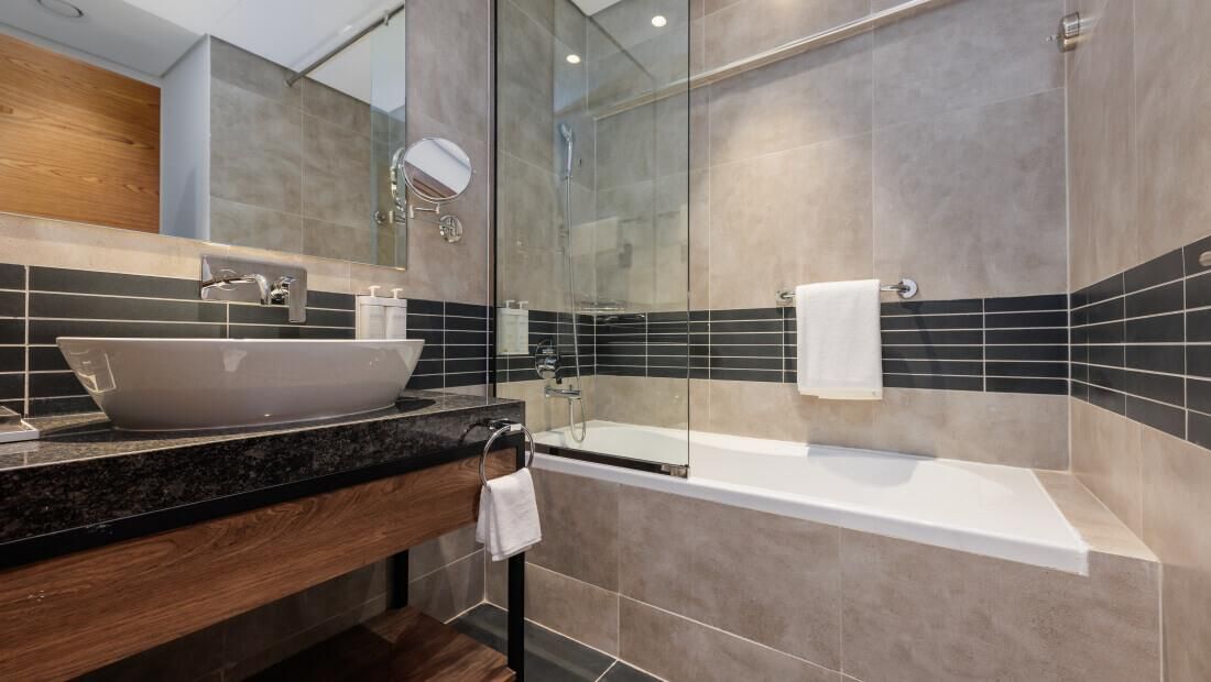 AVALON HOTEL DUBAI JUMEIRAH VILLAGE CIRCLE - 5